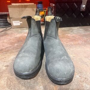 Blundstone Classic Chelsea Boot 585